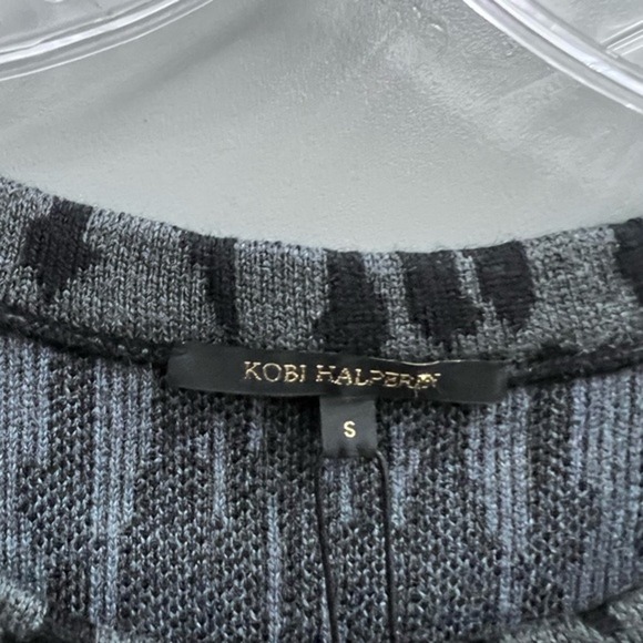 Kobi Halperin Alise Sweater NWT Grey Multi Animal Print Crew Neck Size S - Picture 3 of 6